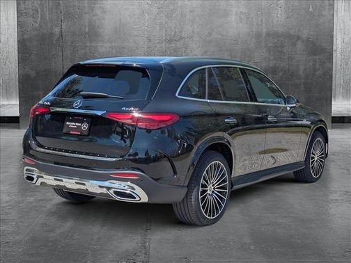 2025 Mercedes-Benz GLC 350e Base