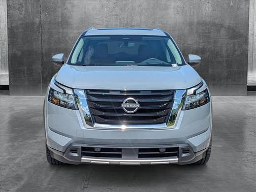 2023 Nissan Pathfinder Platinum 4WD