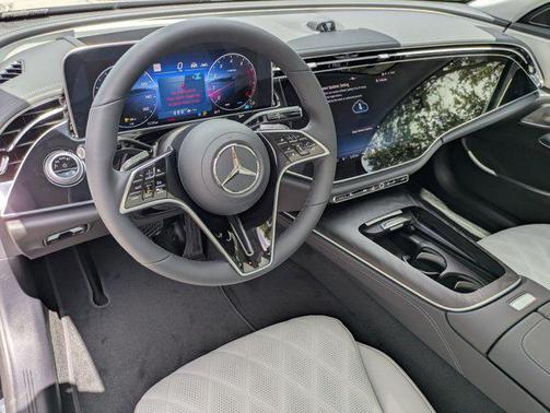 Obsidian Black Metallic 2026 Mercedes-Benz E-Class 4MATIC