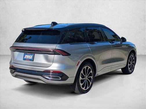2024 Lincoln Nautilus Reserve