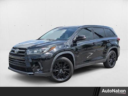 2019 Toyota Highlander SE