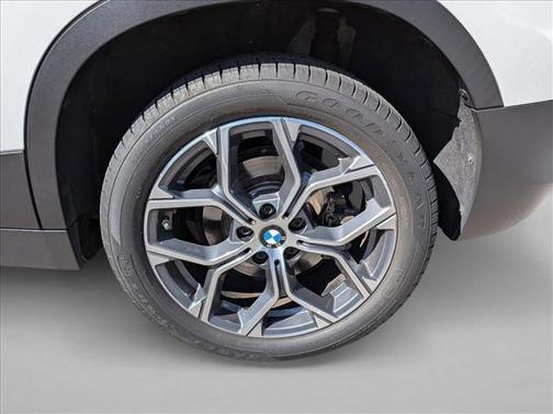 2023 BMW X2 sDrive28i