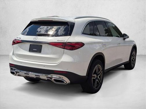 2026 Mercedes-Benz GLC 300 4MATIC