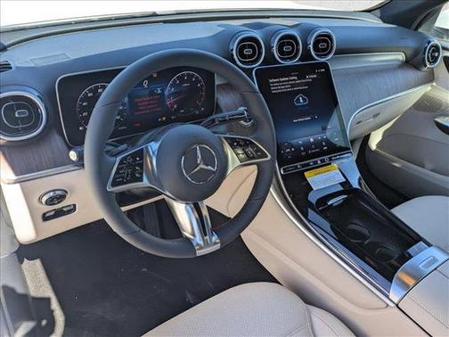 2026 Mercedes-Benz GLC 300 Base