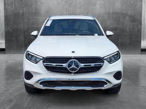 2025 Mercedes-Benz GLC 300 Base