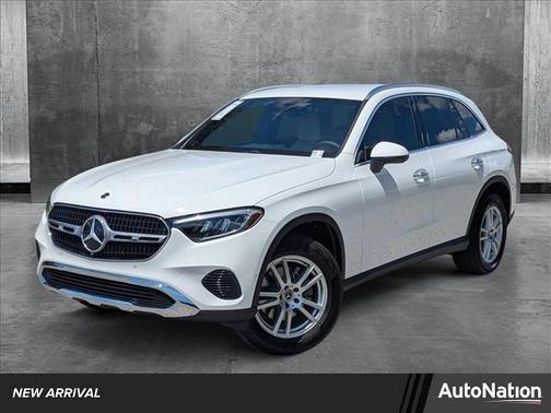 2025 Mercedes-Benz GLC 300 Base
