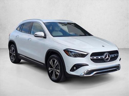 Polar White 2026 Mercedes-Benz GLA 250 4MATIC