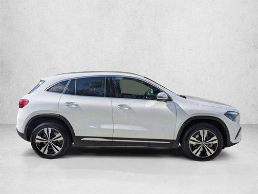 Polar White 2026 Mercedes-Benz GLA 250 4MATIC