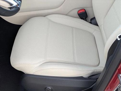 2026 Mercedes-Benz GLC 350e Base