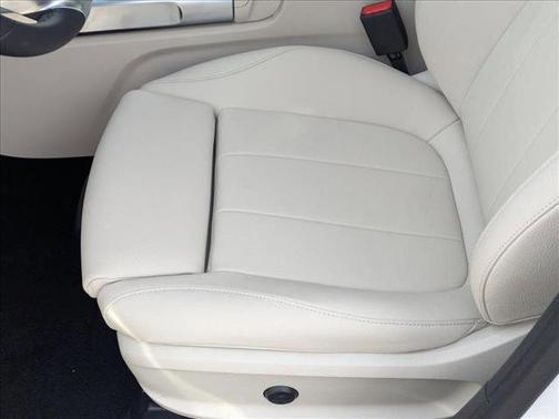 2026 Mercedes-Benz GLB 250 Base