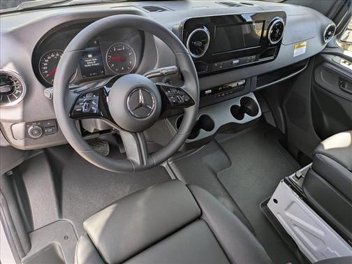 2025 Mercedes-Benz Sprinter 2500 High Roof