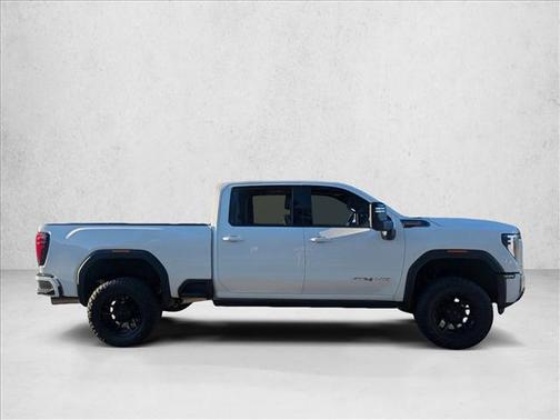 2024 GMC Sierra 2500 AT4