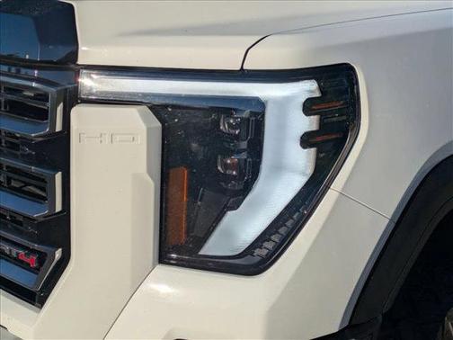 2024 GMC Sierra 2500 AT4
