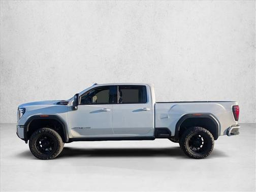 2024 GMC Sierra 2500 AT4
