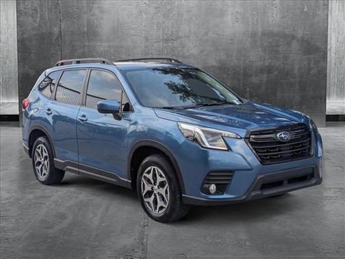 2022 Subaru Forester Premium
