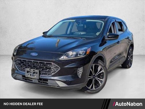 Agate Black Metallic 2022 Ford Escape SE