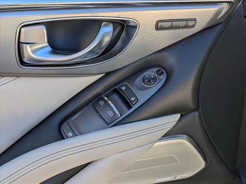 2019 INFINITI Q60 3.0T LUXE