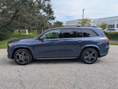 2026 Mercedes-Benz GLS 450 4MATIC