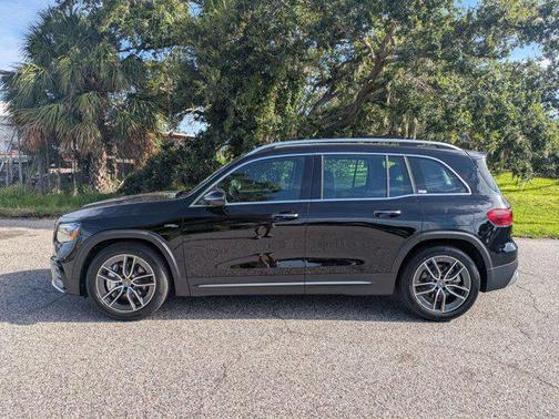 2025 Mercedes-Benz AMG GLB 35 4MATIC