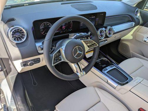 2026 Mercedes-Benz GLB 250 Base