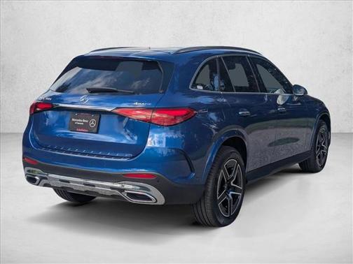 2026 Mercedes-Benz GLC 300 4MATIC