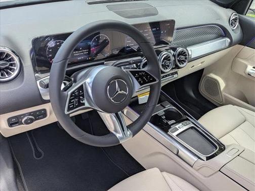 2025 Mercedes-Benz GLB 250 Base