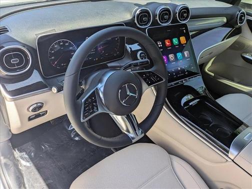 2025 Mercedes-Benz GLC 300 Base
