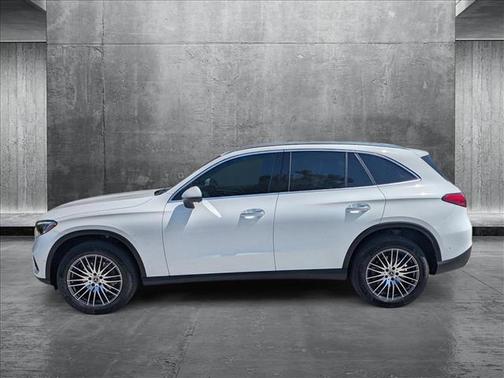 2025 Mercedes-Benz GLC 300 Base