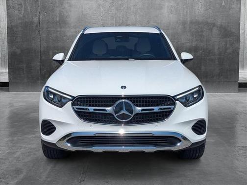 2025 Mercedes-Benz GLC 300 Base