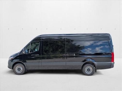 2025 Mercedes-Benz Sprinter 2500 High Roof