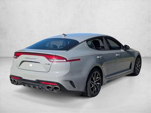 2022 Kia Stinger GT-Line