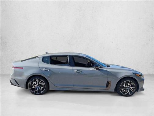 2022 Kia Stinger GT-Line