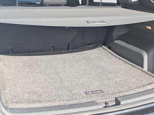 2022 Volkswagen Atlas Cross Sport 2.0T SE w/Technology