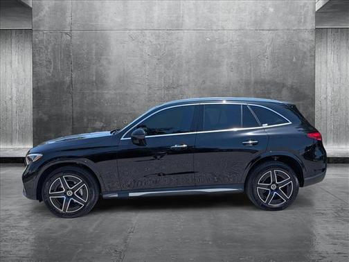 2025 Mercedes-Benz GLC 300 Base