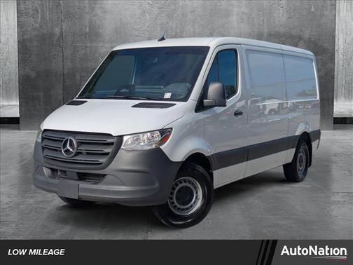 2025 Mercedes-Benz Sprinter 2500 Standard Roof
