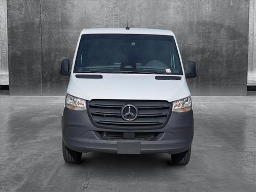 2025 Mercedes-Benz Sprinter 2500 Standard Roof