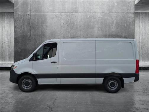 2025 Mercedes-Benz Sprinter 2500 Standard Roof