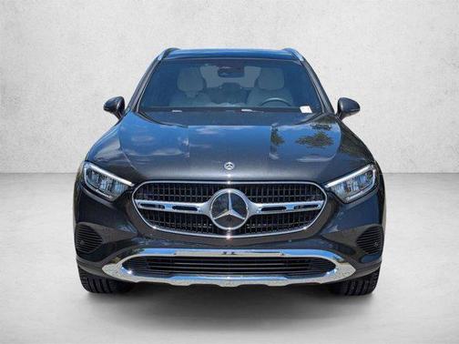 Graphite Grey Metallic 2026 Mercedes-Benz GLC 300 Base
