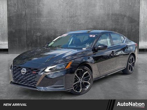 2023 Nissan Altima SR FWD