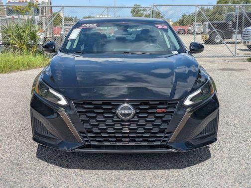 2023 Nissan Altima SR FWD