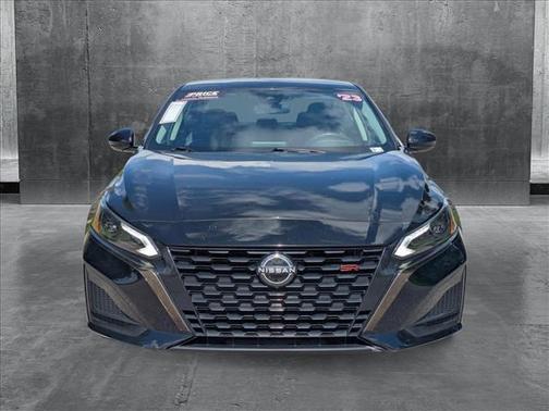 2023 Nissan Altima SR FWD