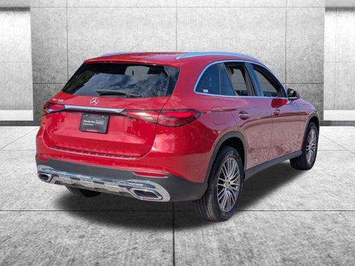 MANUFAKTUR Patagonia Red Metallic 2026 Mercedes-Benz GLC 300 Base