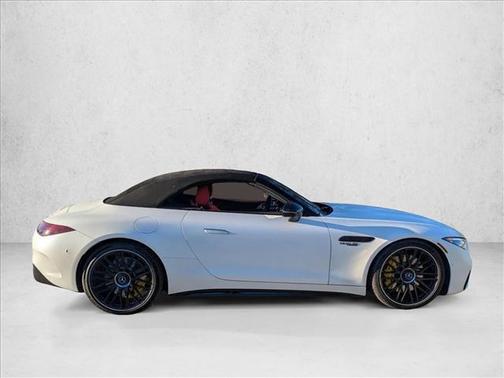 2022 Mercedes-Benz AMG SL 63 Base