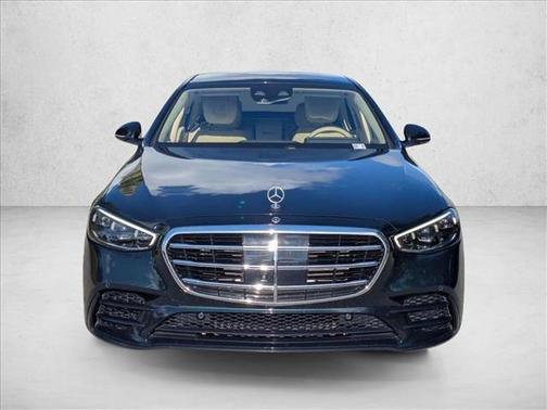 Emeraldgreen 2022 Mercedes-Benz S-Class 4MATIC
