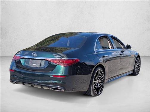 Emeraldgreen 2022 Mercedes-Benz S-Class 4MATIC
