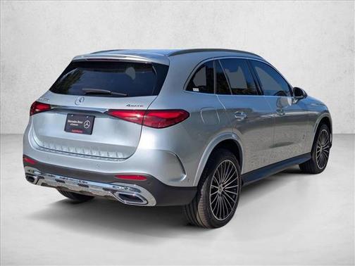 Cirrus Silver Metallic 2026 Mercedes-Benz GLC 300 4MATIC