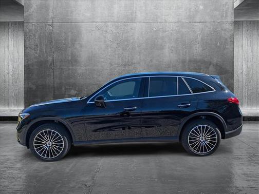 2025 Mercedes-Benz GLC 300 Base