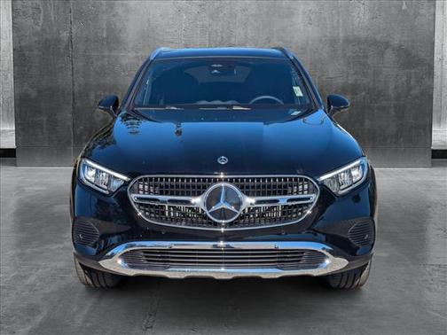2025 Mercedes-Benz GLC 300 Base