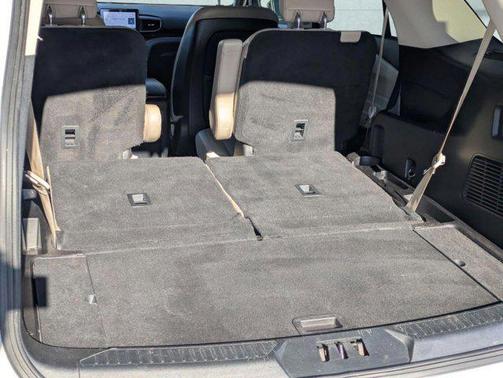 Star White Metallic Tri-Coat 2020 Ford Explorer Limited