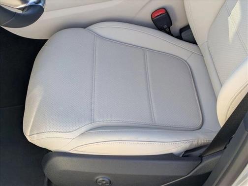 2026 Mercedes-Benz GLC 300 Base